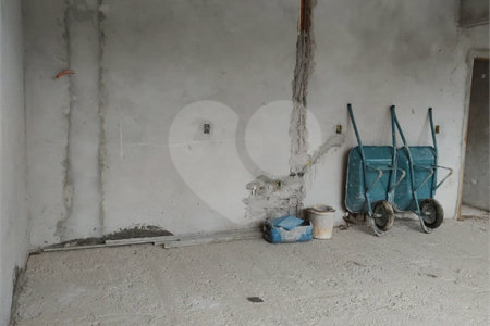 Sobrado no condomínio Village Damha II