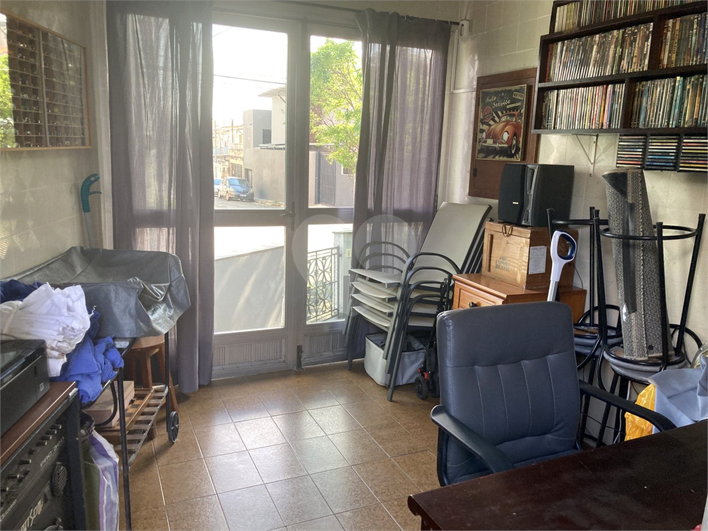 Casa com 4 dormitórios na Saúde.