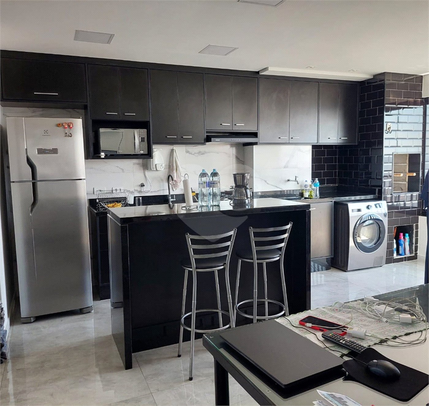 Apartamento no Brás repleto de lazer com 50 m² com 2 dormitórios e 1 vaga, Estuda Permuta