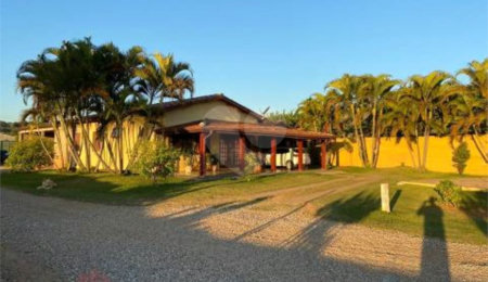 Chácara à venda com 2 quartos, sendo 1 suíte,  em Reforma Agrária, Valinhos, SP