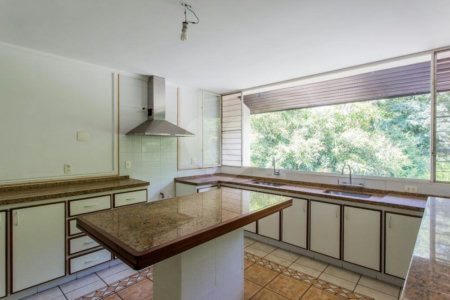 Casa para alugar com 4 suítes no condomínio Chácara Flora, São Paulo - SP