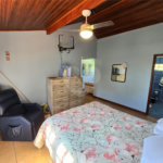 Chácara à venda com 4 quartos, sendo 1 suíte, em Cercadinho, Alambari, SP
