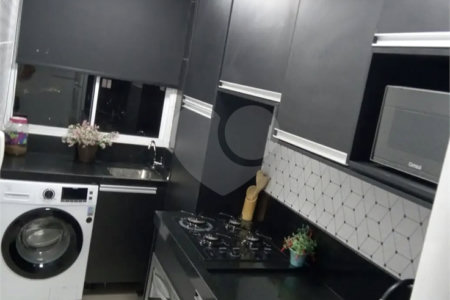 Apartamento à venda com 2 quartos em Jardim do Lago, São Paulo, SP