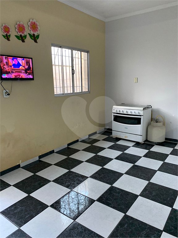Sobrado à venda com 3 quartos, sendo 2 suítes, em Jardim São Lázaro, Ferraz de Vasconcelos, SP