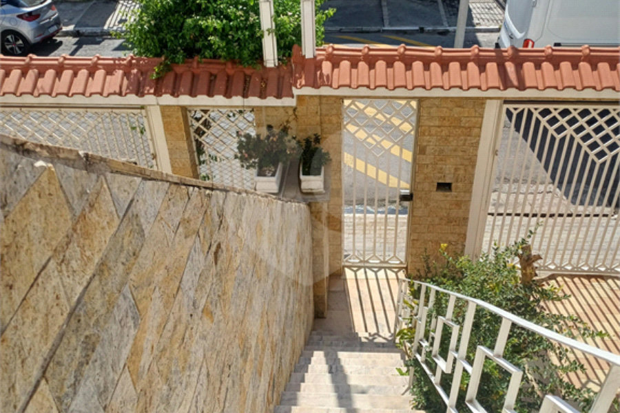 Sobrado à venda com 3 quartos, sendo 1 suíte, em Vila Guilherme, São Paulo, SP