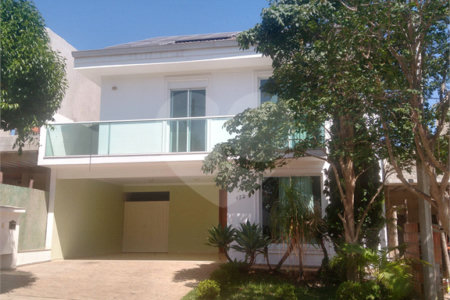 Casa à venda com 4 quartos, sendo 3 suítes, no condomínio Ibiti Royal Park, Sorocaba - SP