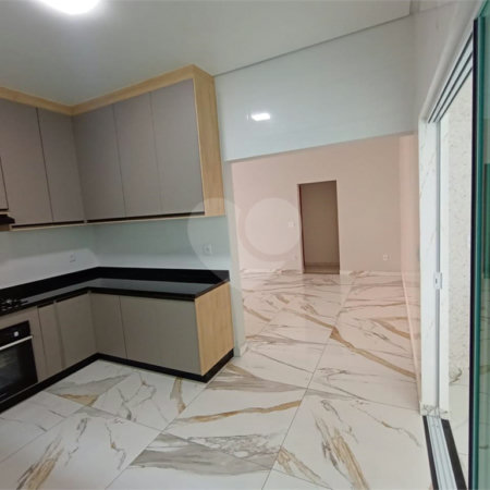 Casa à venda com 3 quartos, sendo 1 suíte,  em Vila Nova Aparecida, Mogi das Cruzes, SP