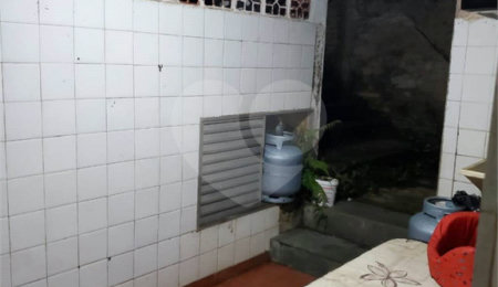 Casa à venda com 3 quartos, sendo 1 suíte,  em Horto, São Paulo, SP