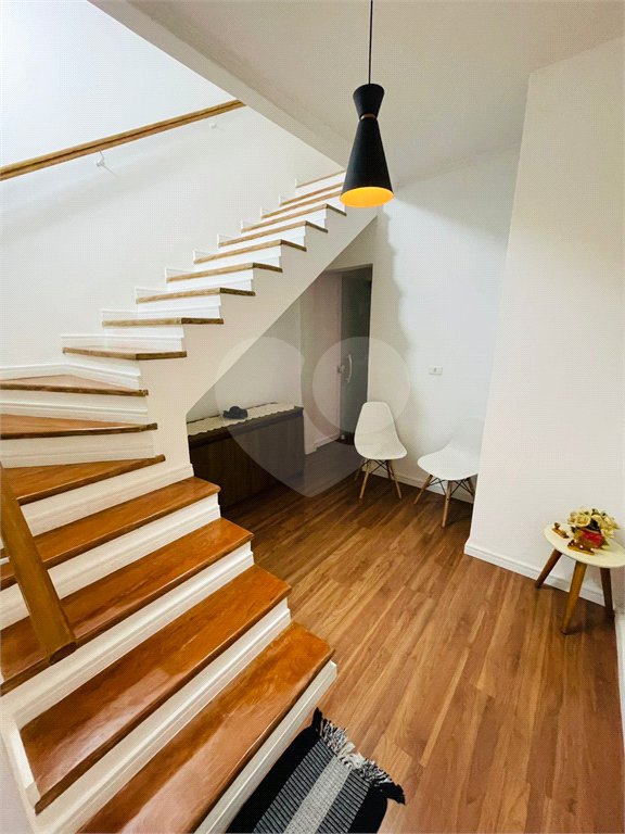 Casa à venda com 4 quartos, sendo 1 suíte,  em Jardim Stella, Santo André, SP