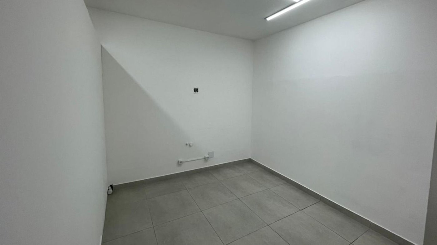 Sala para alugar, 30 m² por R$ 3.000,00/mês - Aparecida - Santos/SP