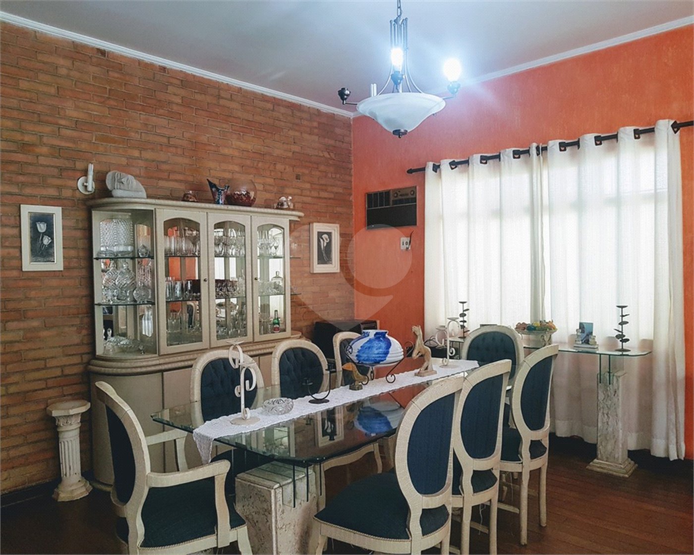 Sobrado à venda com 3 quartos, sendo 2 suítes, em Chácara Monte Alegre, São Paulo, SP
