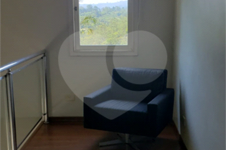 Casa à venda com 4 suítes em Pirucaia, Mairiporã, SP