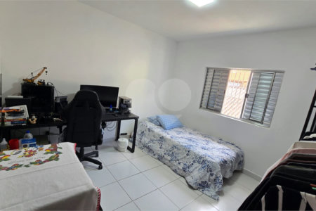 Casa à venda com 3 quartos, sendo 1 suíte, em Vila Maria Eugenia, São Paulo, SP