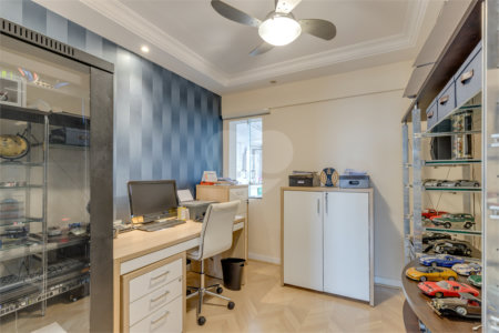 Apartamento à venda com 4 suítes em Jardim Marajoara, São Paulo, SP