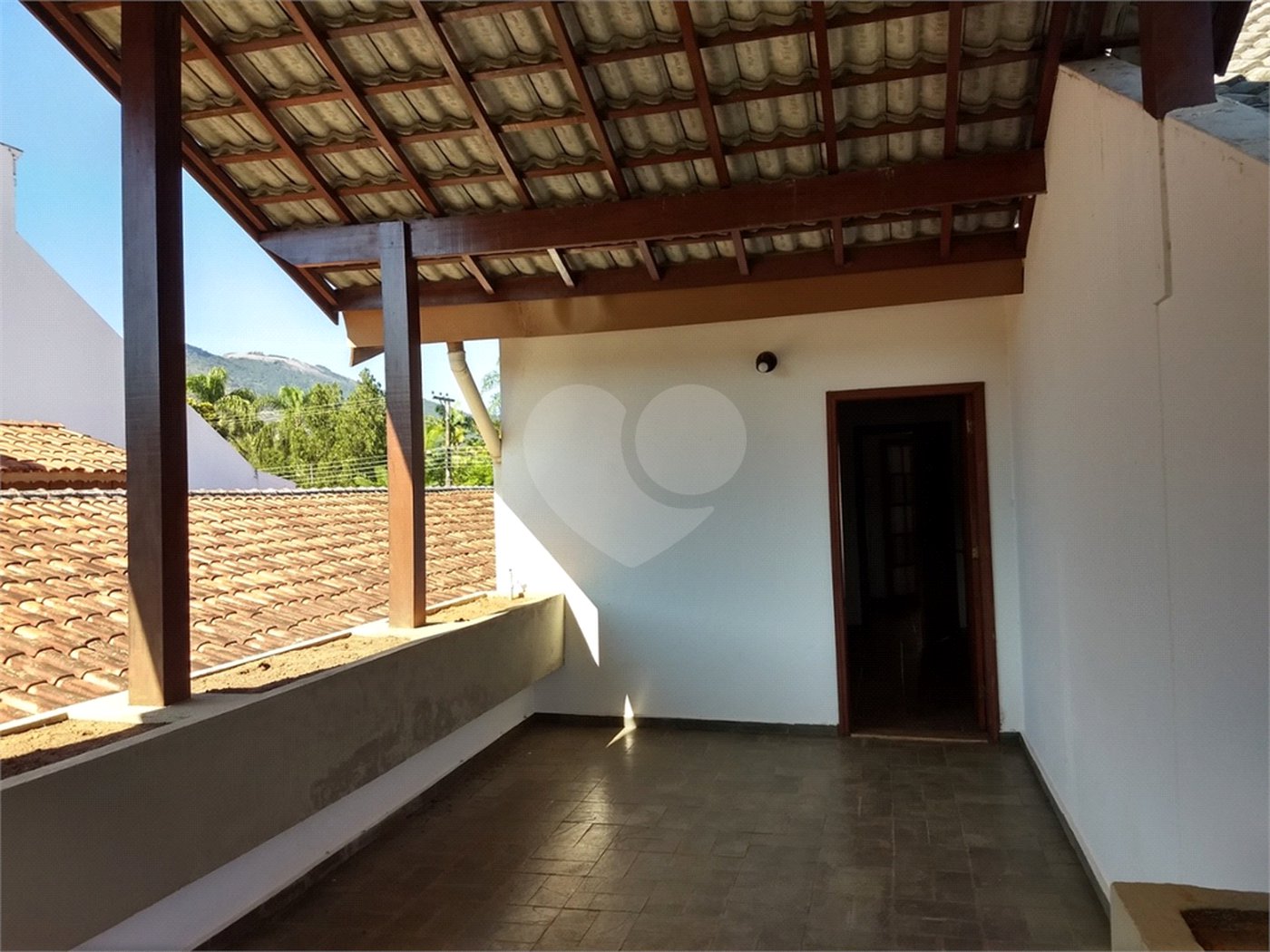 Sobrado à venda com 5 quartos, sendo 1 suíte, em Vila Esperia Ou Giglio, Atibaia, SP