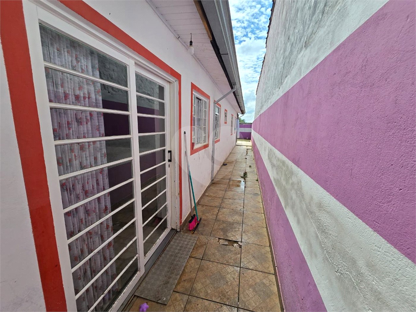 Casa à venda com 2 quartos em Vila Messias, Alambari, SP