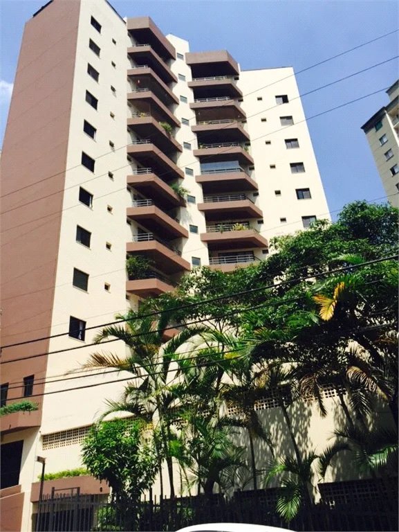 Apartamento à venda com 3 quartos, sendo 1 suíte, em Vila Andrade, São Paulo, SP