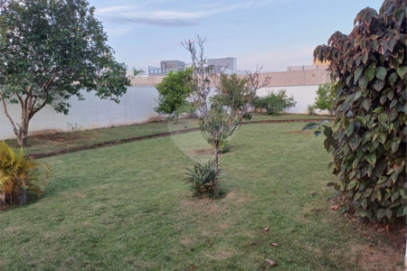 Sobrado à venda com 3 quartos, sendo 1 suíte, em Jardim Solar do Bosque, Sorocaba, SP