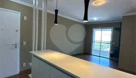 Apartamento à venda com 3 quartos, sendo 1 suíte,  em Vila Prel, São Paulo, SP