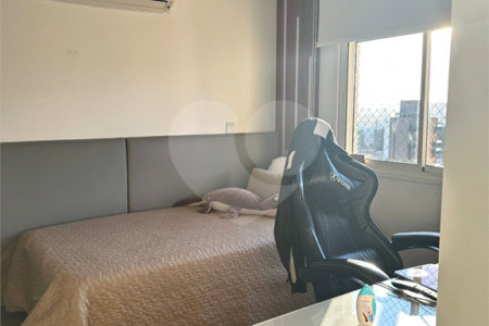Apartamento à venda com 4 quartos, sendo 3 suítes, em Alto de Pinheiros, São Paulo, SP