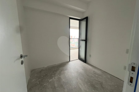 Apartamento à venda com 3 quartos, sendo 1 suíte, em Chácara Santo Antônio, São Paulo, SP