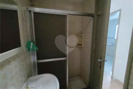 Casa de Vila à venda com 3 quartos, sendo 1 suíte,  em Jardim Esmeralda, São Paulo, SP