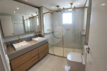 Apartamento à venda com 3 quartos, sendo 1 suíte, em Jardim Vazani, São Paulo, SP