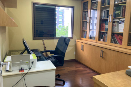 Apartamento à venda com 4 quartos, sendo 1 suíte, em Cidade Mãe do Céu, São Paulo, SP