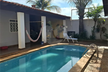 Casa à venda com 3 quartos, sendo 1 suíte, em Ribeirânia, Ribeirão Preto, SP