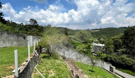 Casa à venda com 5 quartos em Luiz Fagundes, Mairiporã, SP