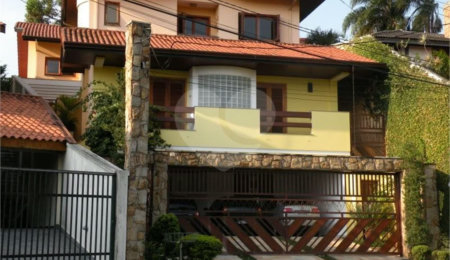 Casa à venda ou para alugar com 5 suítes em Parque dos Príncipes, São Paulo, SP
