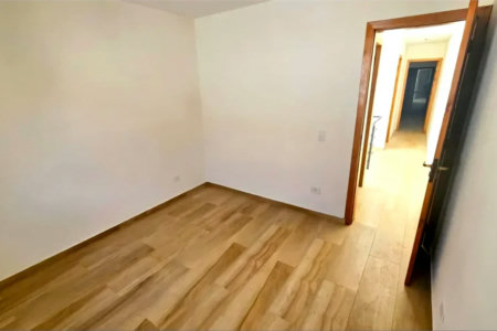 Casa à venda com 3 quartos, sendo 1 suíte, em Cidade dos Bandeirantes, São Paulo, SP