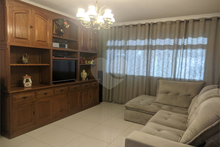Sobrado à venda com 3 quartos, sendo 1 suíte,  em Vila Guilherme, São Paulo, SP