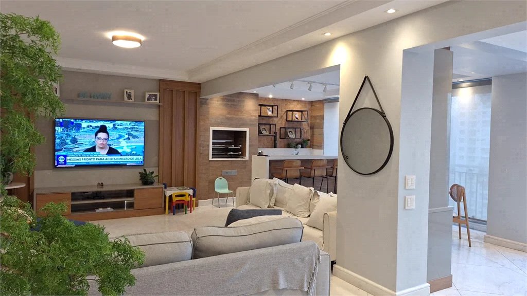 Apartamento para alugar com 3 suítes em Vila Gertrudes, São Paulo, SP