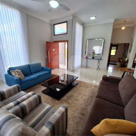 Casa à venda com 3 suítes no condomínio Village Ipanema, Araçoiaba da Serra - SP