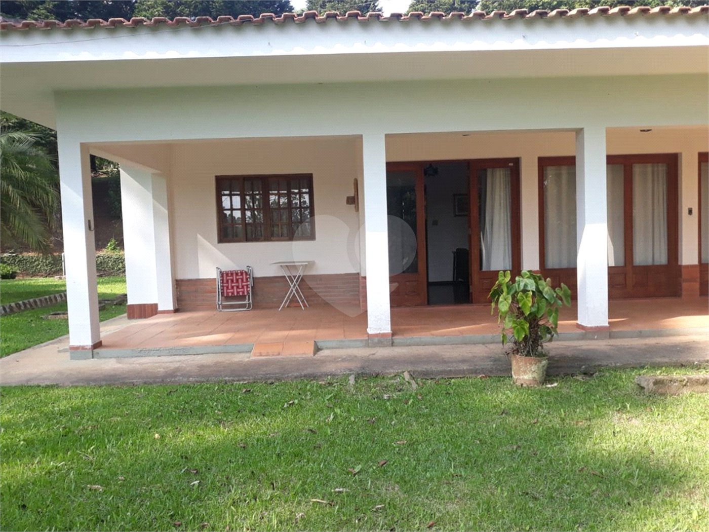 Chácara à venda com 3 quartos, sendo 2 suítes,  no Centro (canguera), São Roque, SP