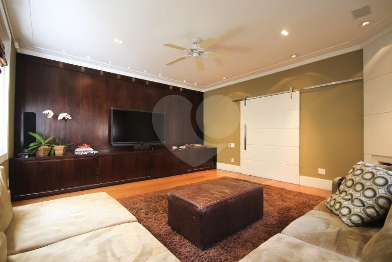 Casa à venda com 3 quartos, sendo 2 suítes,  em Vila Tramontano, São Paulo, SP