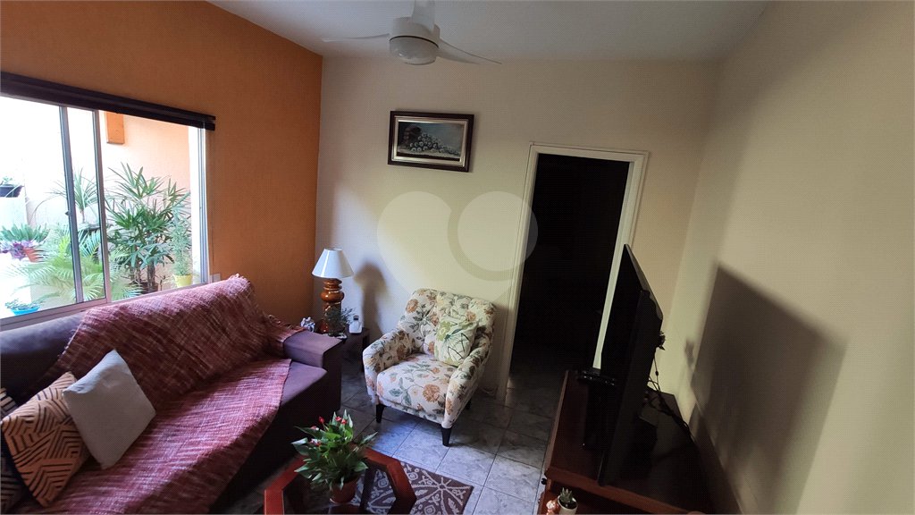 Casa à venda com 4 quartos, sendo 1 suíte, no condomínio Travessa Jacob,38, São Paulo - SP