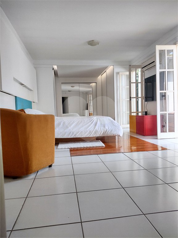 Sobrado à venda com 3 quartos, sendo 1 suíte, em Jardim São Paulo(zona Norte), São Paulo, SP
