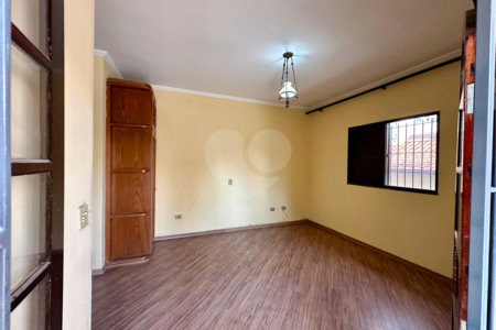 Sobrado à venda com 3 suítes em Santa Teresinha, São Paulo, SP