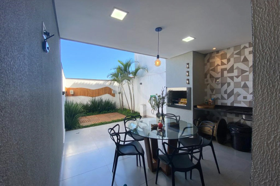 Casa à venda com 3 quartos em São João Clímaco, São Paulo, SP