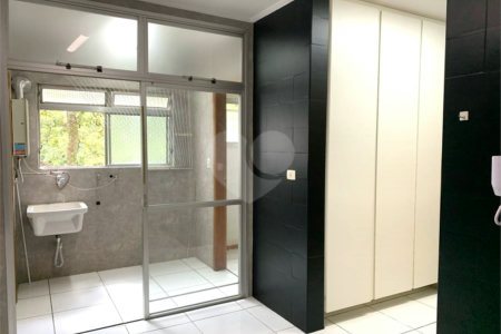 Apartamento à venda com 3 quartos, sendo 1 suíte,  em Bela Aliança, São Paulo, SP
