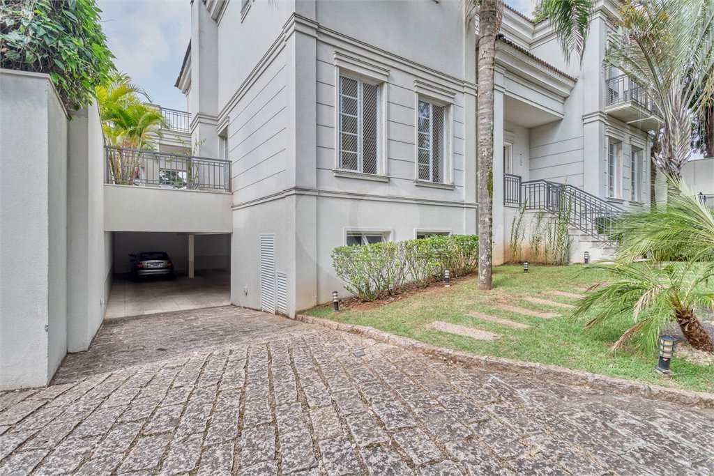 Casa à venda com 4 suítes no condomínio L'unique, São Paulo - SP