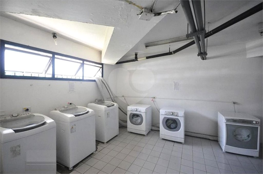 Apartamento à venda com 1 quarto em Paraíso do Morumbi, São Paulo, SP