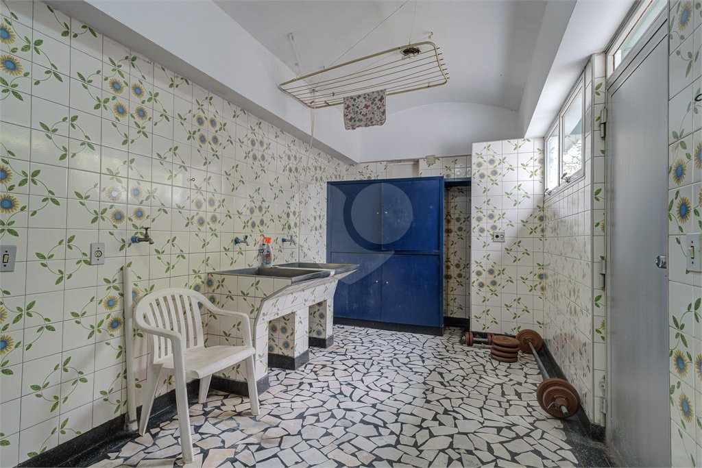 Sobrado à venda com 3 quartos, sendo 1 suíte,  em Granja Julieta, São Paulo, SP