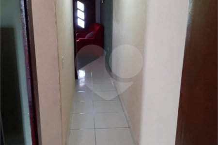 Casa à venda com 2 quartos, sendo 1 suíte, em Jardim América, Poá, SP