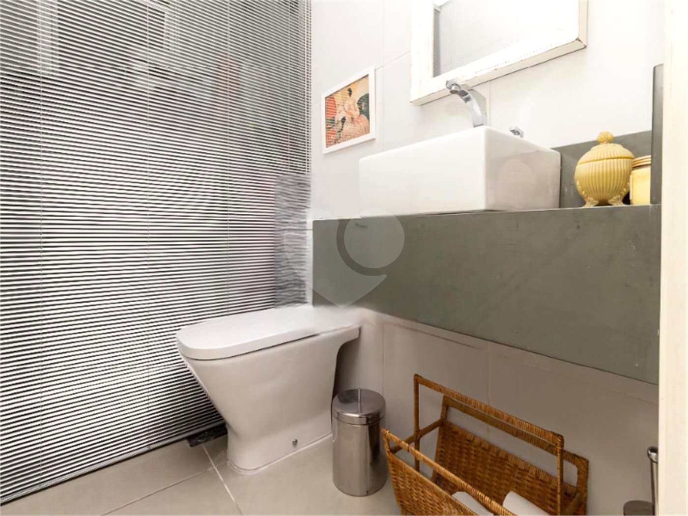 Apartamento à venda com 3 quartos, sendo 2 suítes,  em Pinheiros, São Paulo, SP