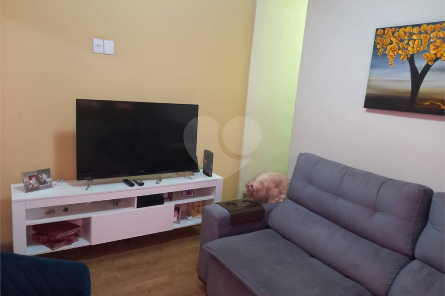 Casa à venda com 3 quartos, sendo 1 suíte, em Parque Novo Mundo, São Paulo, SP