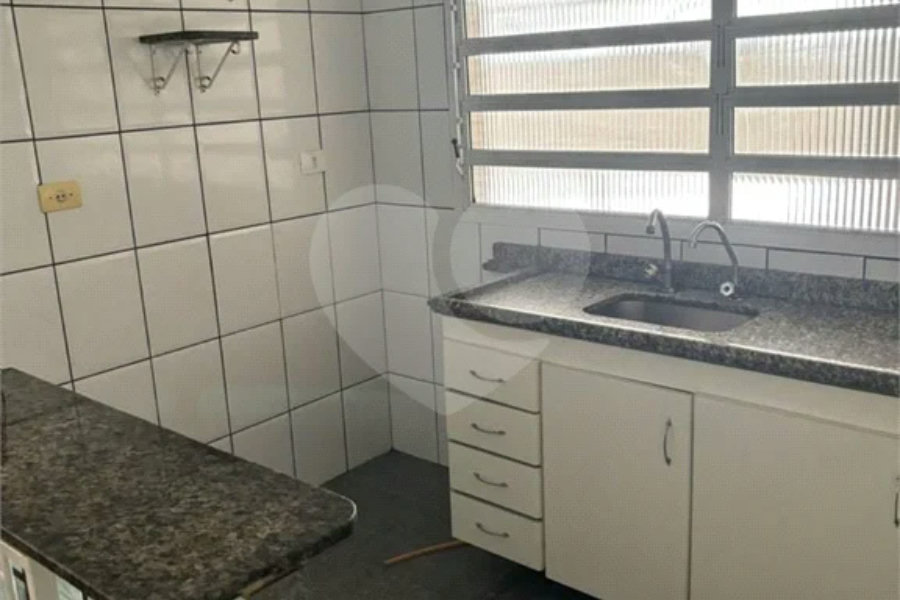 Sobrado à venda com 2 suítes em Santa Terezinha, São Paulo, SP