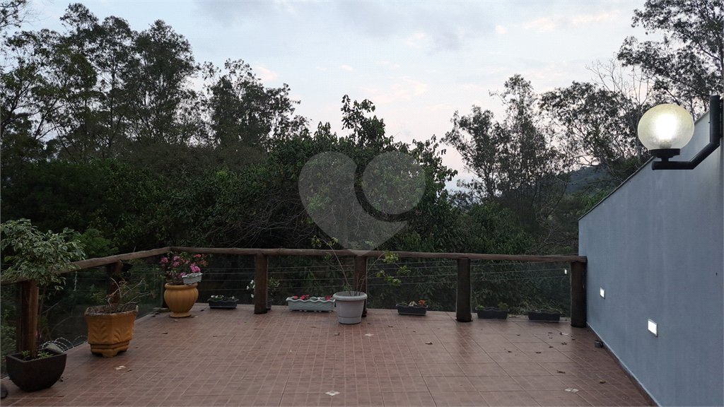 Casa à venda com 3 quartos, sendo 1 suíte, em Chácara Arantes, Mairiporã, SP